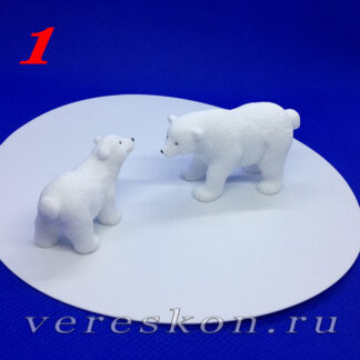 Белые медведи