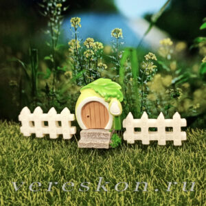 Крылечко, заборчик, ступеньки