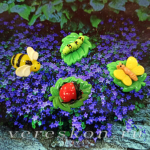 Пчёлка, гусеница, божья коровка, бабочка