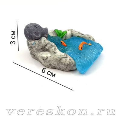 Садовый водопад с кувшином и рыбками