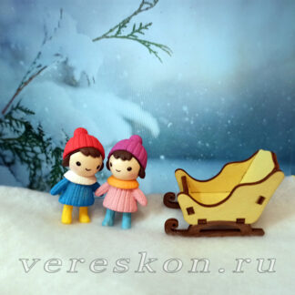 Кукла в вязаной одежде