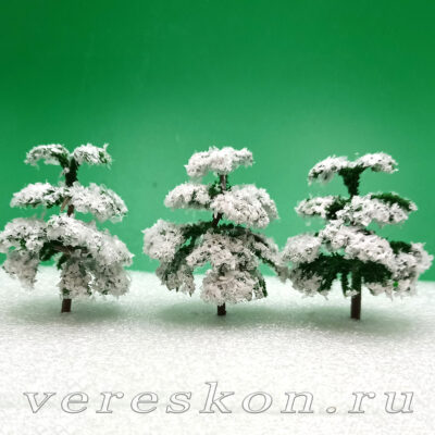 Сосна заснеженная (за 1 шт.)