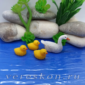 Уточка с тремя утятами (набор)